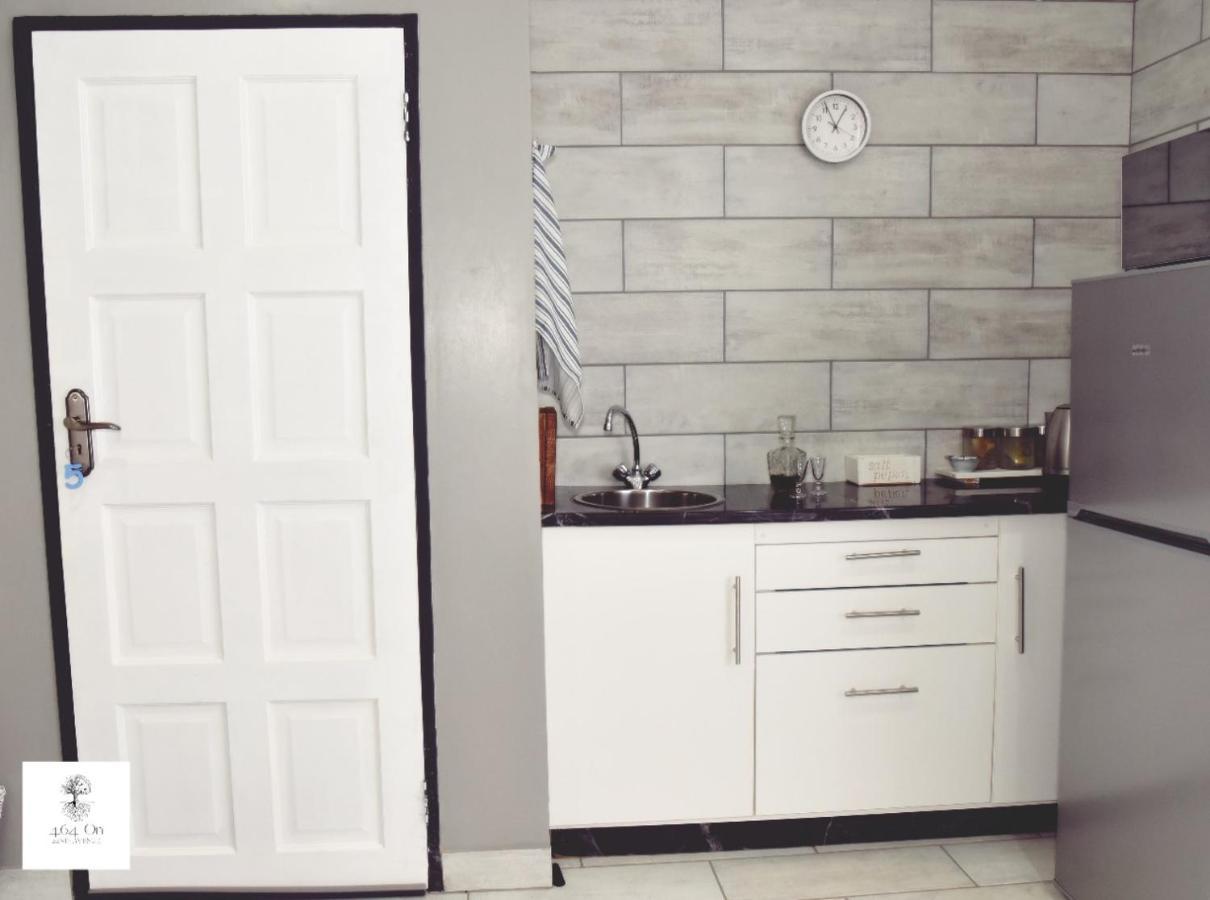 B&B 464 On 22Nd Ave Pretoria-Noord Kültér fotó